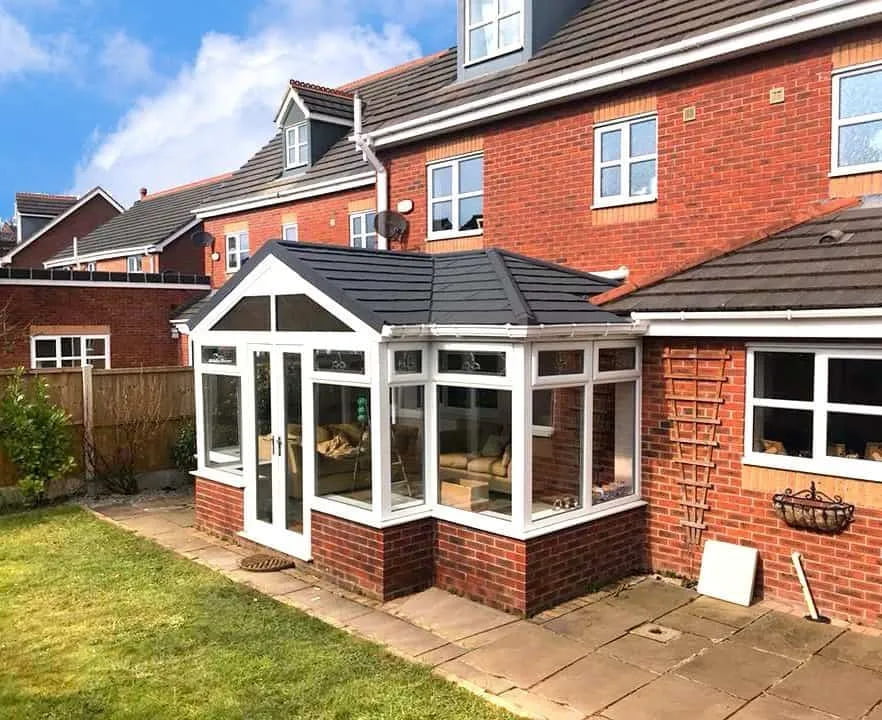 Leka - Tiled Conservatory - TShape