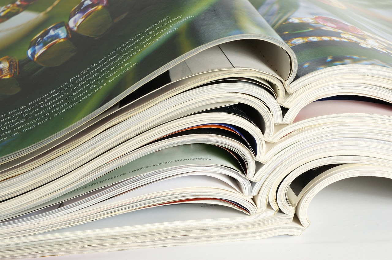 Catalos & Brochures