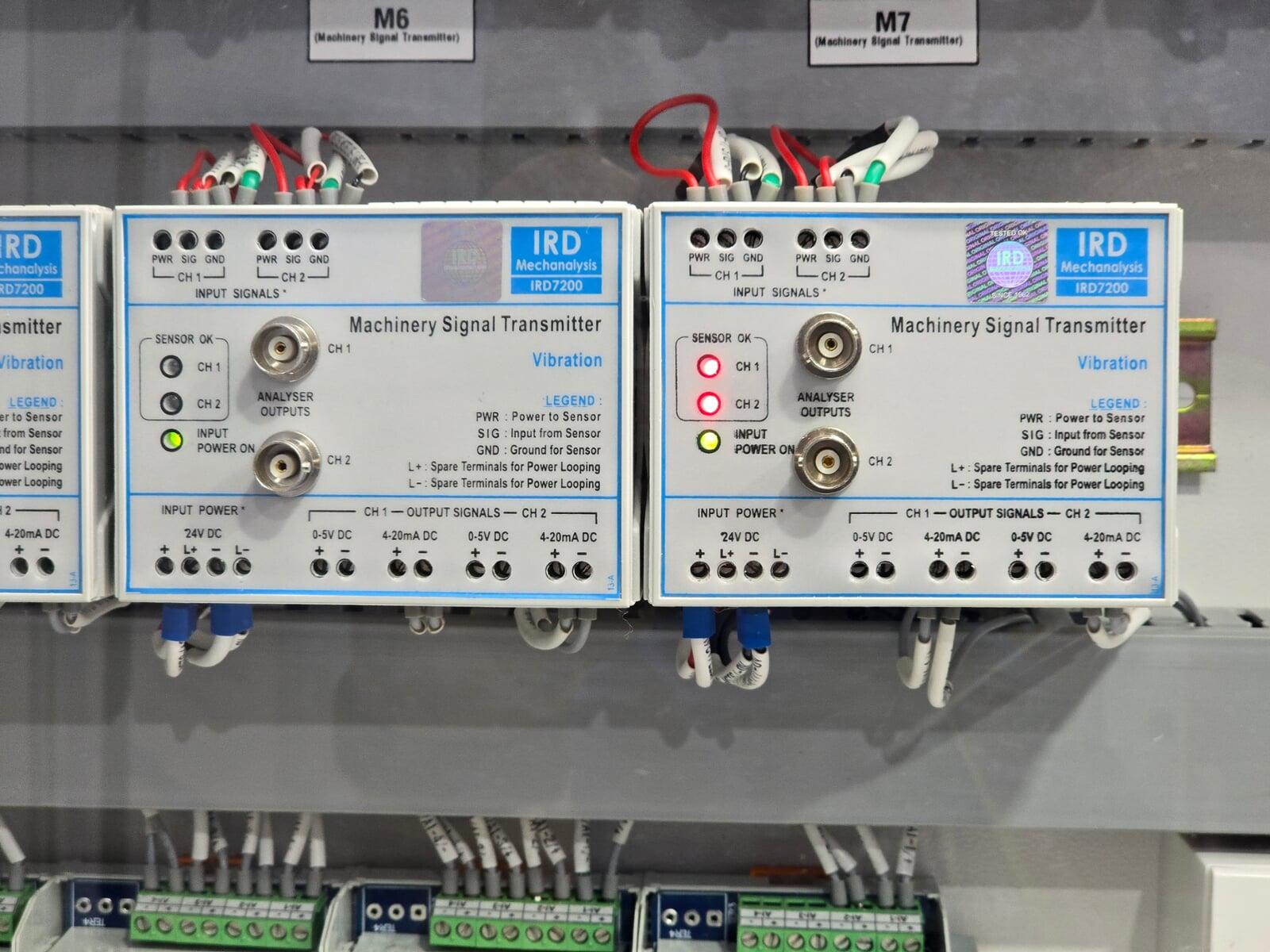 2 x IRD7200 MST