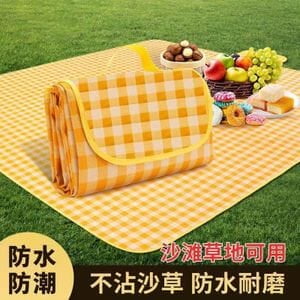 WATER PROOF MOISTURE PROOF OUTDOOR PICNIC MAT 100CM BY 100CM WATER PROOF MOISTURE PROOF OUTDOOR PICNIC MAT 100CM BY 100CM