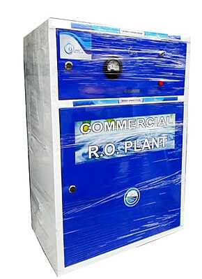 High-capacity RO water purifier for commercial use.
