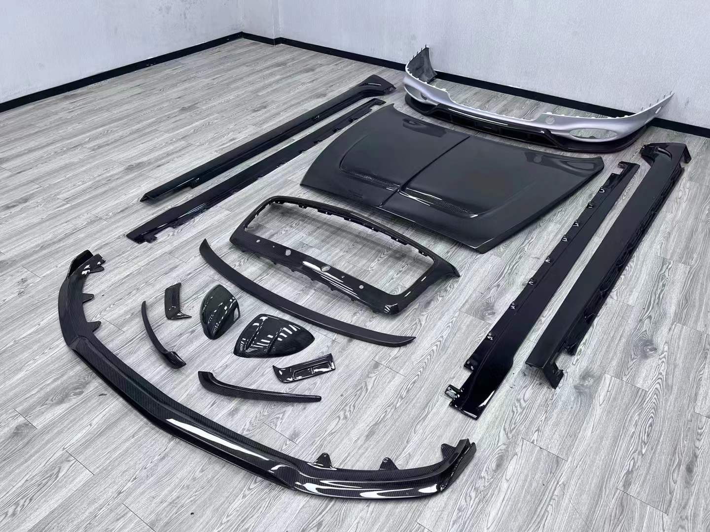 Bentley Flying Spur Upgraded with Mansory Style Exterior Kit  Carbon Fiber