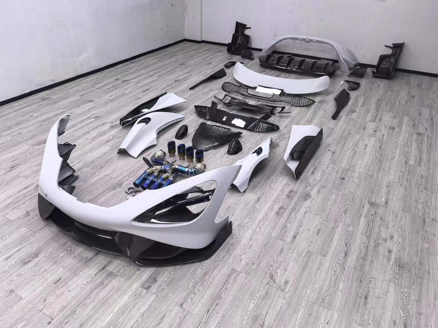 McLaren 720S Upgraded with 765LT Style Body Kit Carbon Fiber Body Kit