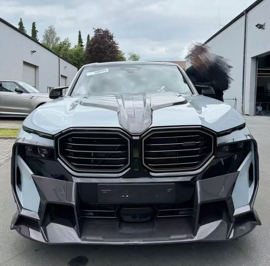 BMW XM Carbon Fiber Mansory Design Body Kit