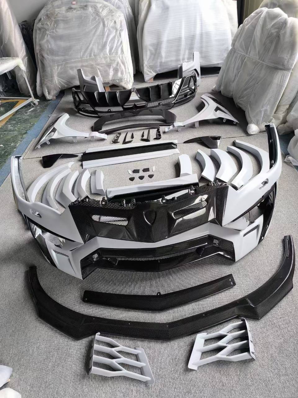 Forged Carbon Fiber Body Kit For Lamborghini Urus