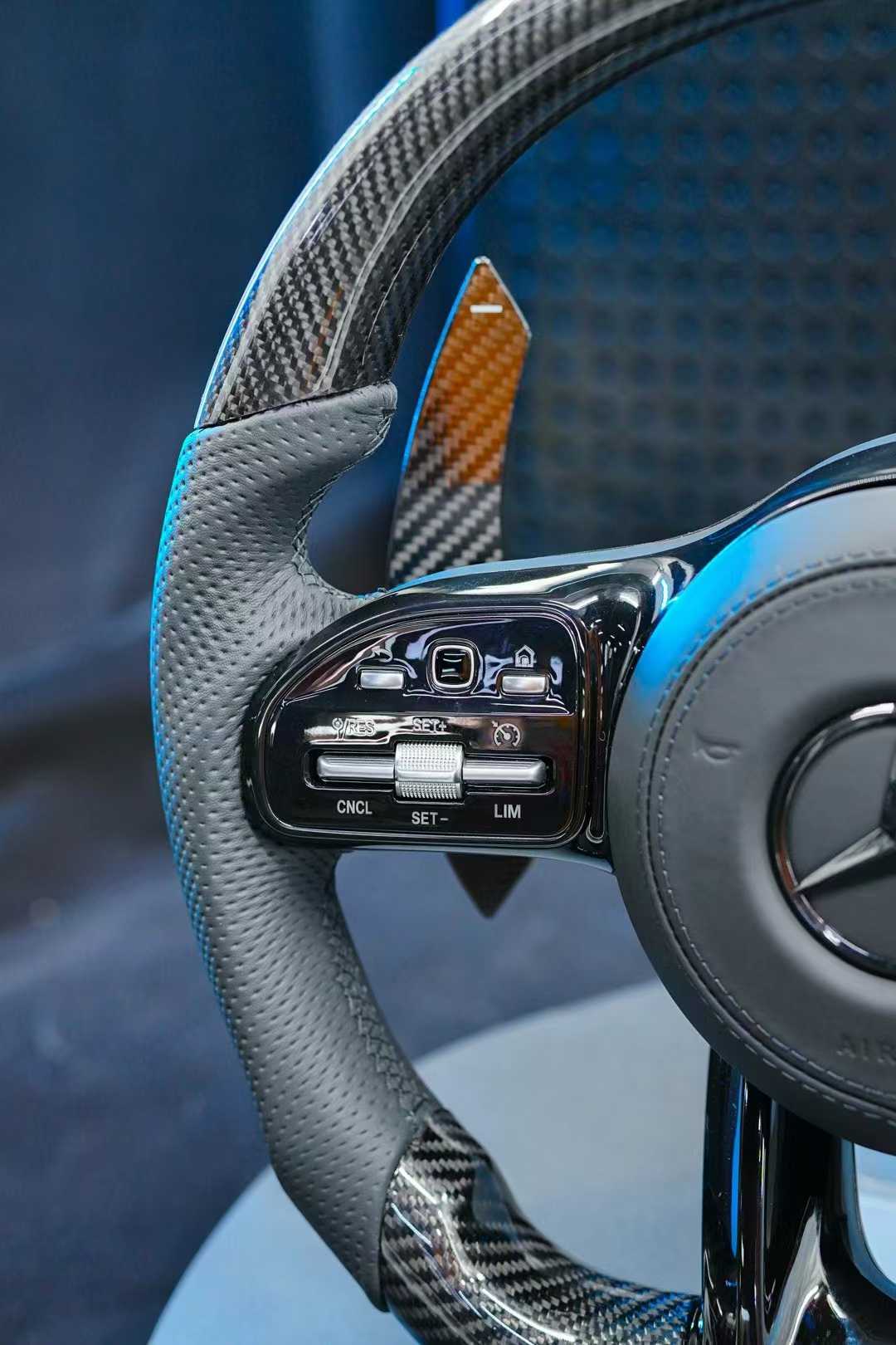 Mercedes-Benz AMG Carbon Fiber Steering Wheel Mercedes-Benz AMG Carbon Fiber Steering Wheel