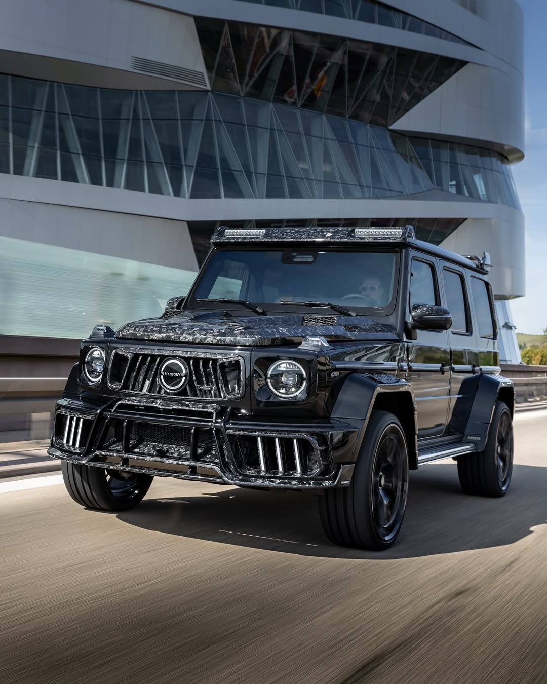 Mercedes-Benz G580 Mansory Design Wet Carbon Fiber Body Kit Mercedes-Benz G580 Mansory Design Wet Carbon Fiber Body Kit