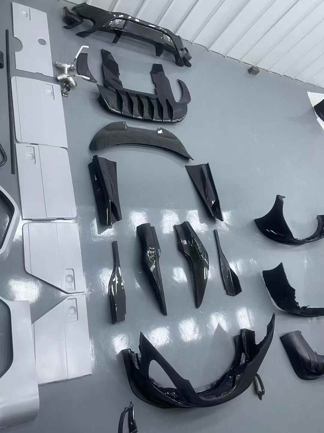 McLaren 720S to 765LT Full Carbon Fiber Body Kit Upgrade McLaren 720S to 765LT Full Carbon Fiber Body Kit Upgrade