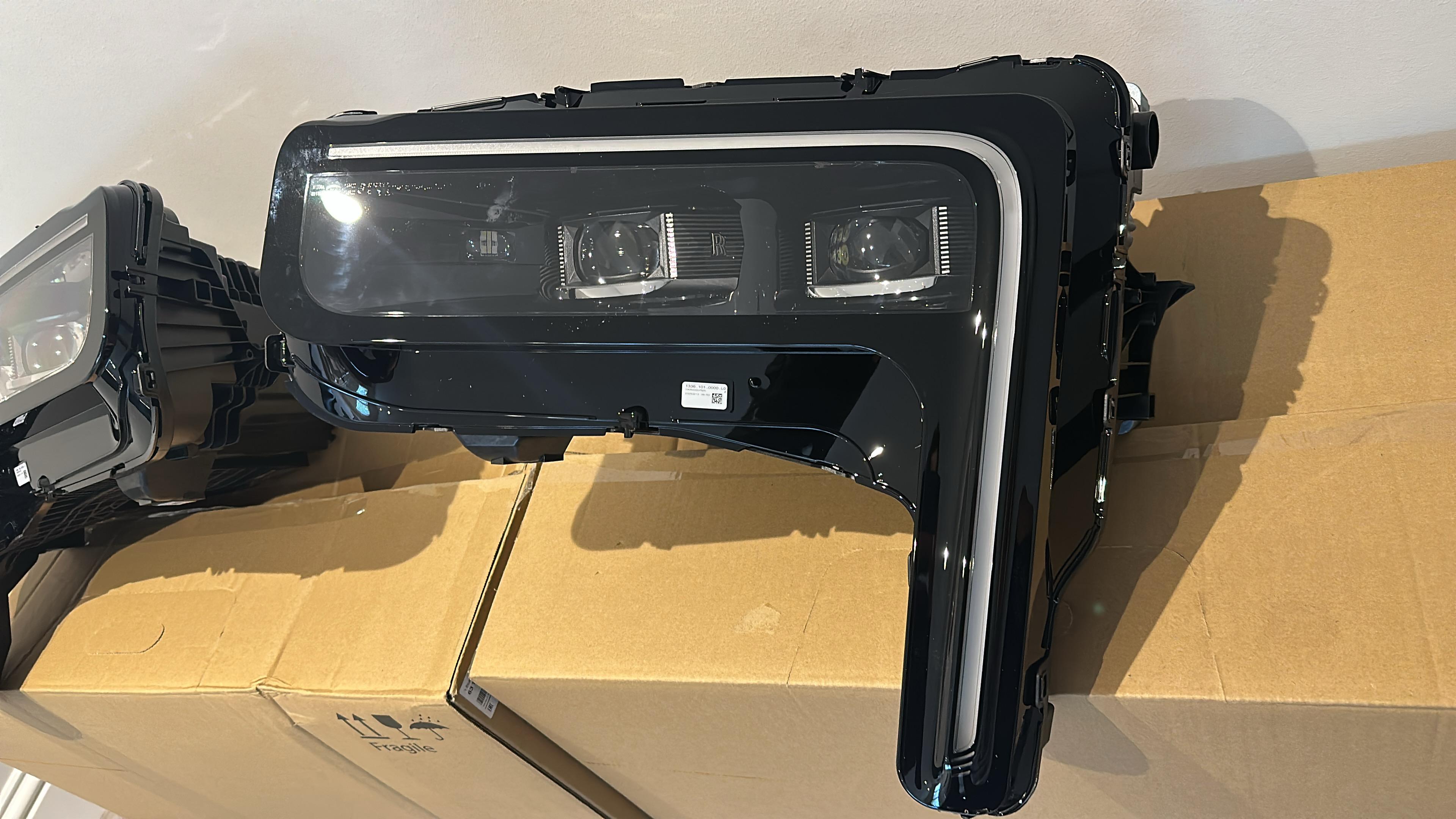 Rolls-Royce Cullinan 2025 Genuine Headlights Rolls-Royce Cullinan 2025 Genuine Headlights