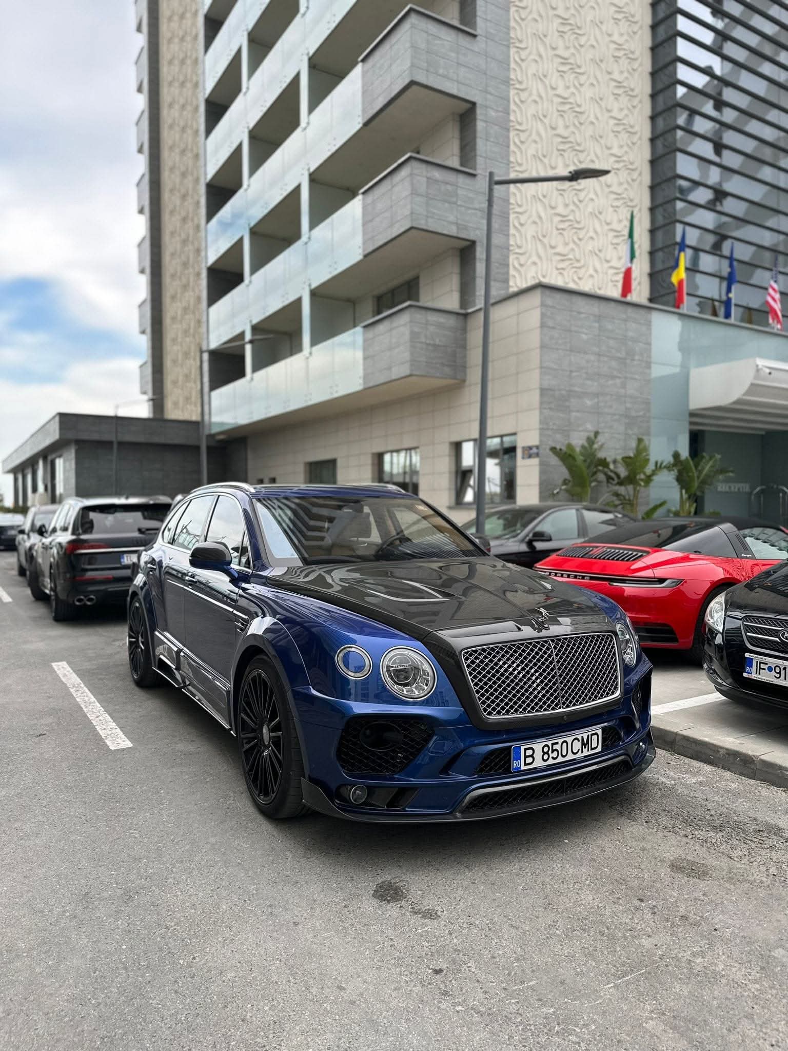 Bentley Bentayga Mansory Design Carbon Fiber Widebody Kit Bentley Bentayga Mansory Design Carbon Fiber Widebody Kit