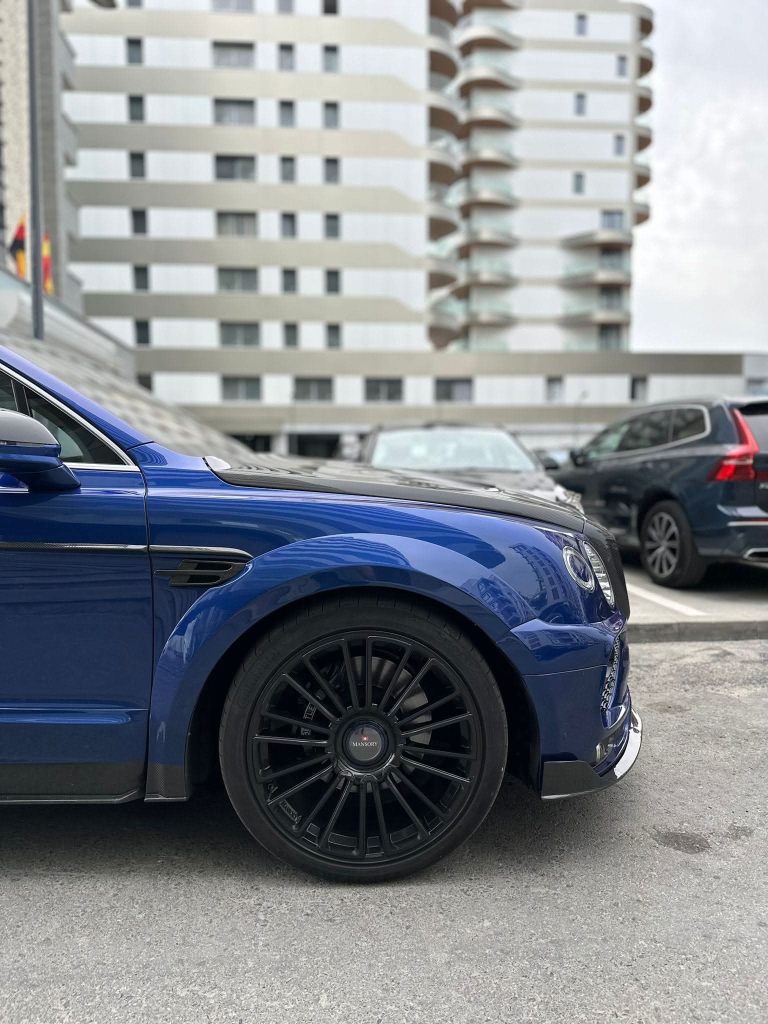 Bentley Bentayga Mansory Design Carbon Fiber Widebody Kit Bentley Bentayga Mansory Design Carbon Fiber Widebody Kit