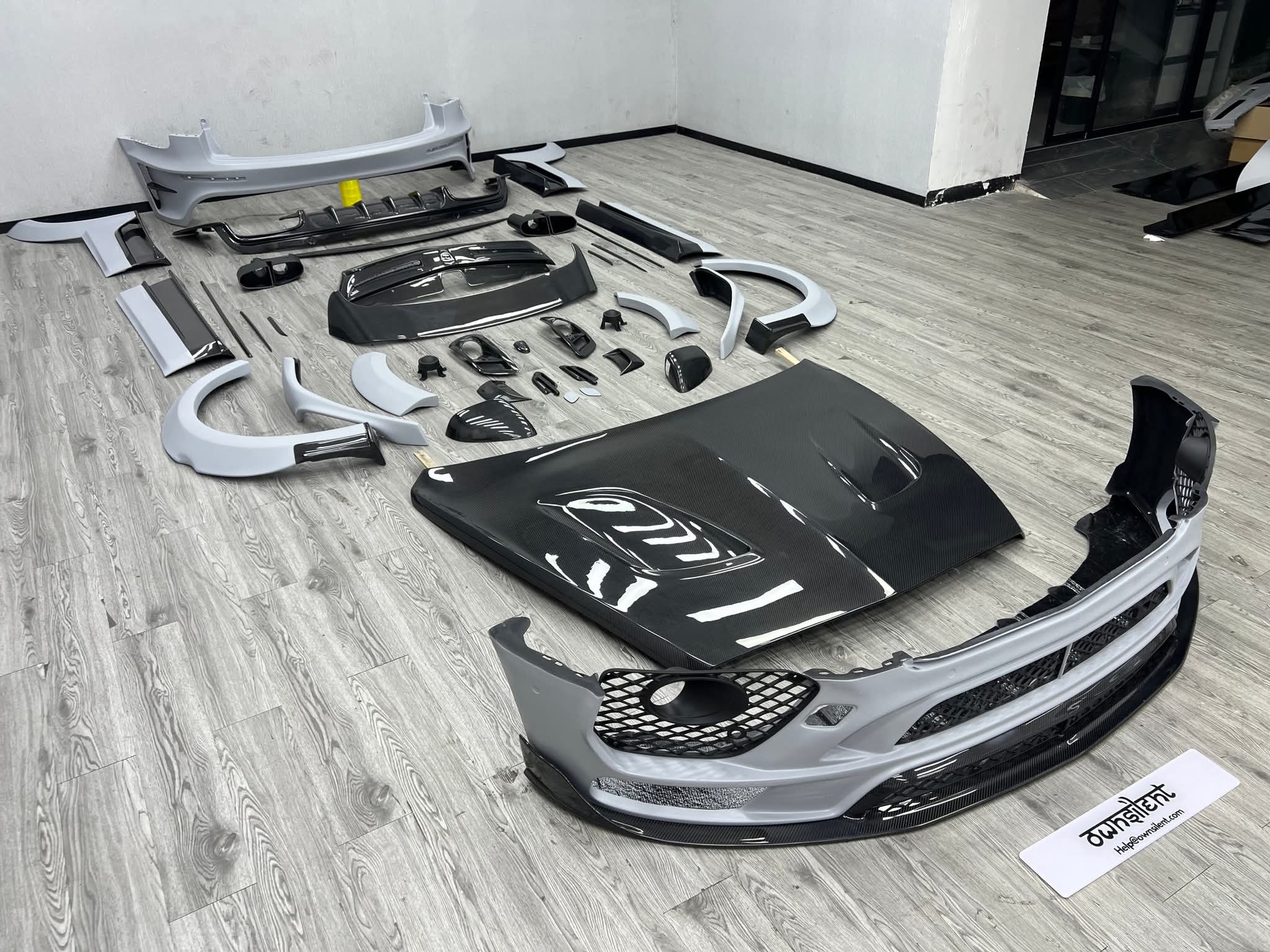 Bentley Bentayga Mansory Design Carbon Fiber Widebody Kit Bentley Bentayga Mansory Design Carbon Fiber Widebody Kit