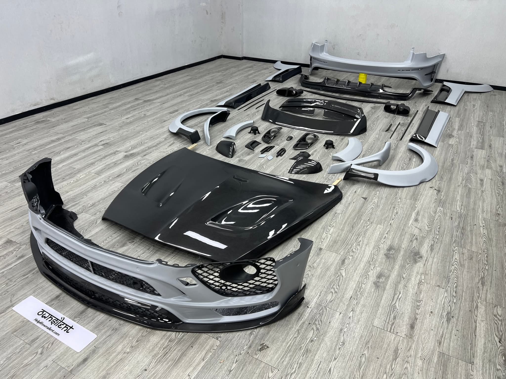 Bentley Bentayga Mansory Design Carbon Fiber Widebody Kit Bentley Bentayga Mansory Design Carbon Fiber Widebody Kit