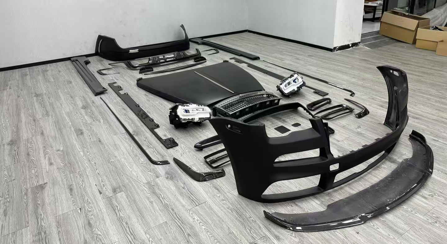 Mansory Design Conversion Body Kit for Rolls-Royce Phantom 2004–2012 to 8th Gen Look
