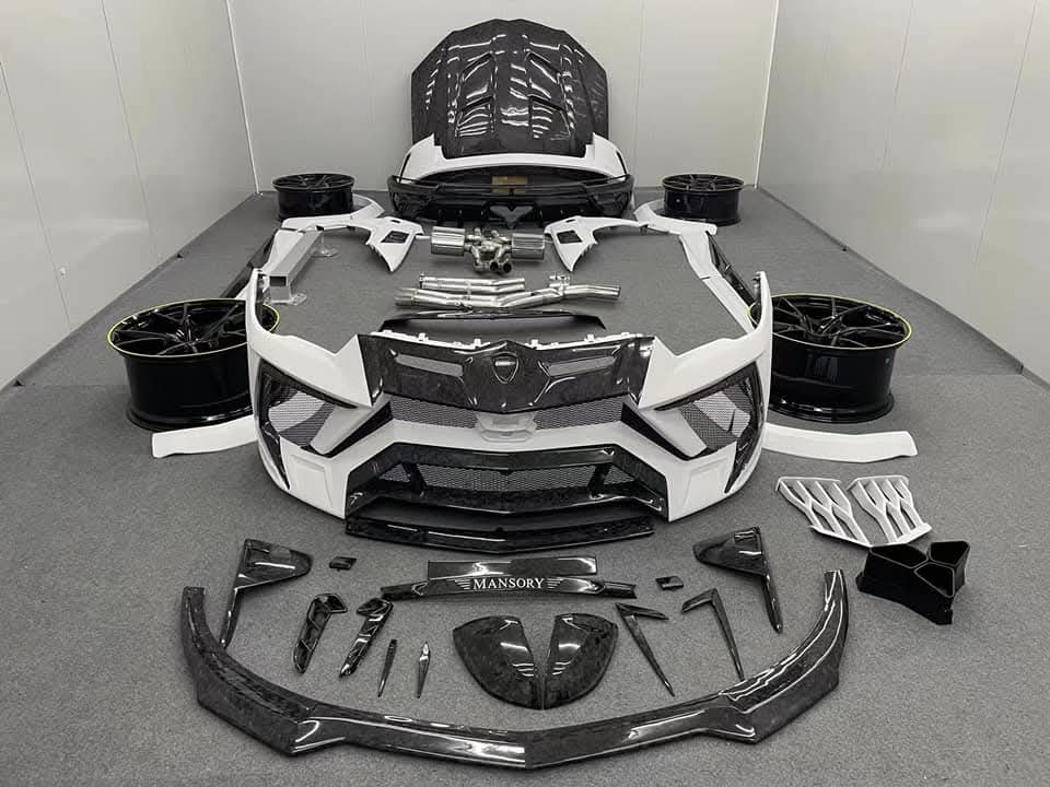 Wet Carbon Fiber Body Kit For Lamborghini Urus Mansory Design Wet Carbon Fiber Body Kit For Lamborghini Urus Mansory Design