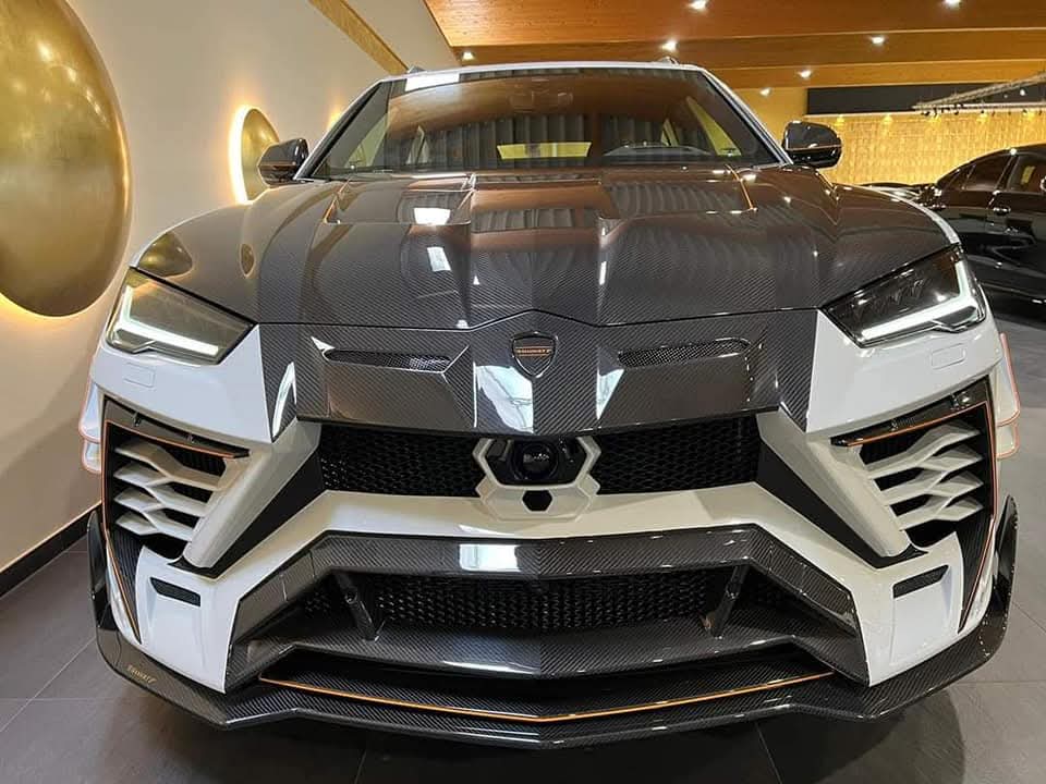 Wet Carbon Fiber Body Kit For Lamborghini Urus Mansory Design Wet Carbon Fiber Body Kit For Lamborghini Urus Mansory Design