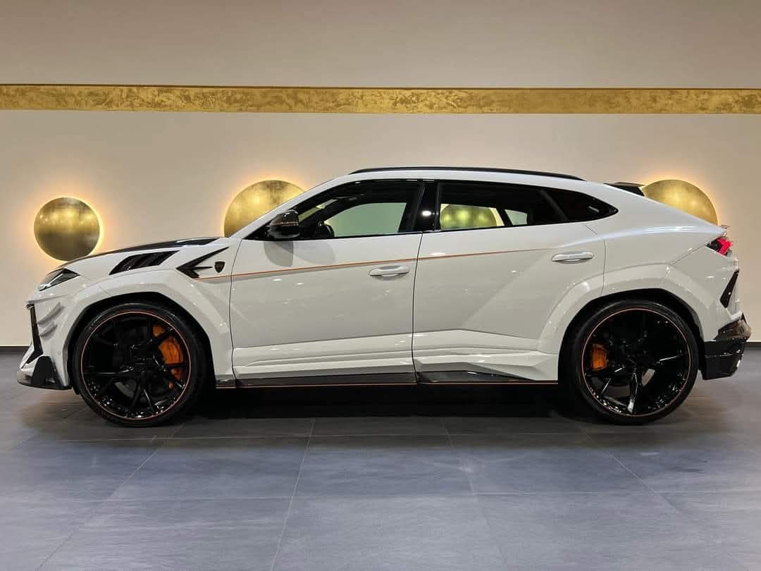 Wet Carbon Fiber Body Kit For Lamborghini Urus Mansory Design Wet Carbon Fiber Body Kit For Lamborghini Urus Mansory Design