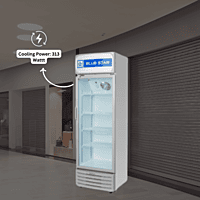 Glass door refrigerator showcasing drinks, Blue Star 385L. Glass door refrigerator showcasing drinks, Blue Star 385L.