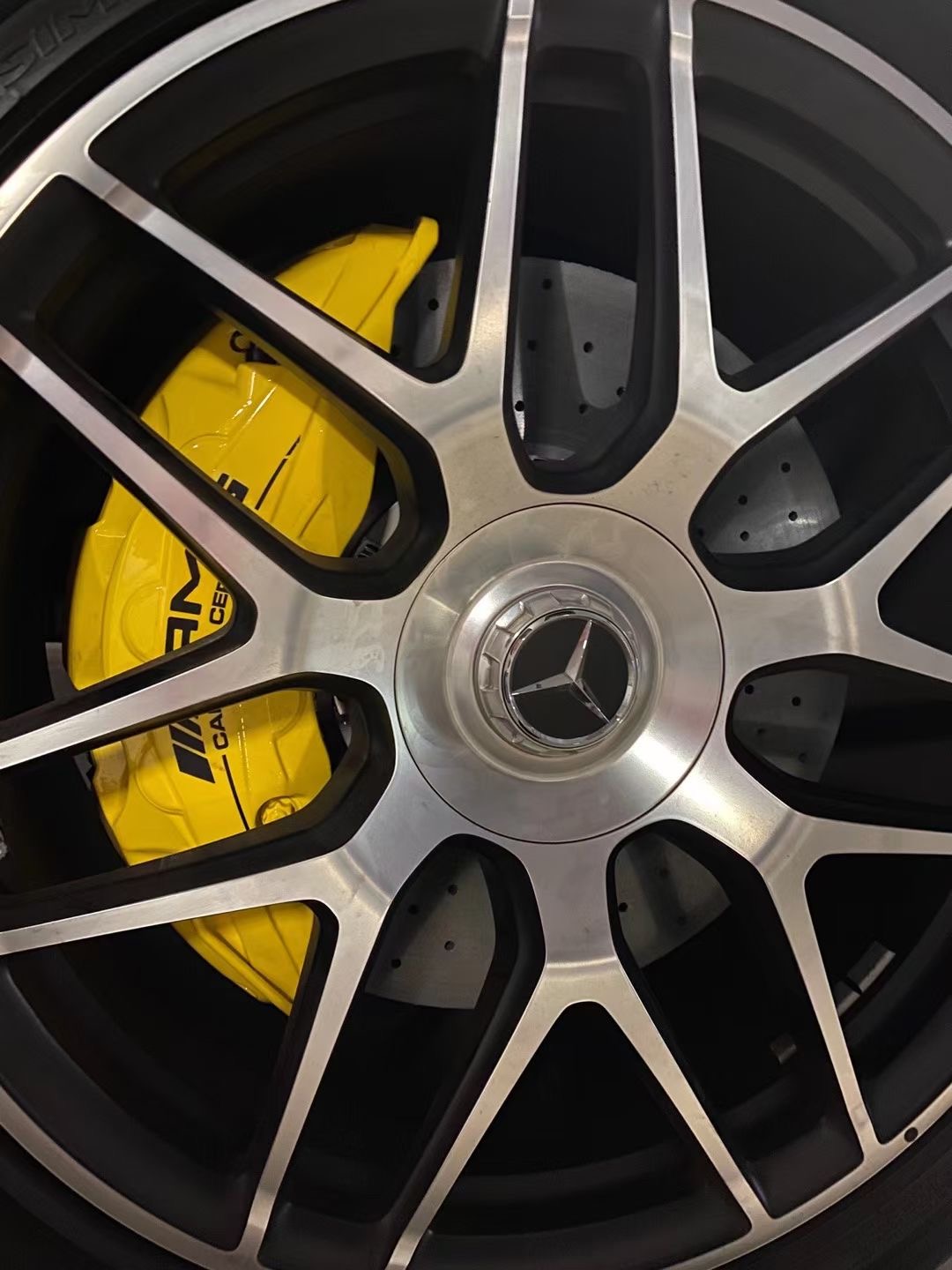 Mercedes-Benz G-Class Carbon-Ceramic Brake System Upgrade –