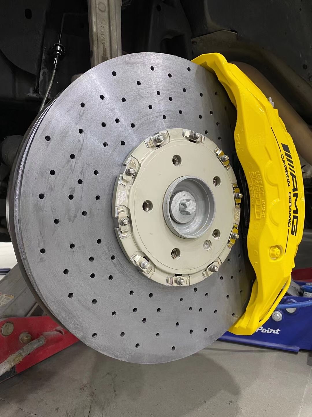 Mercedes-Benz G-Class Carbon-Ceramic Brake System Upgrade –
