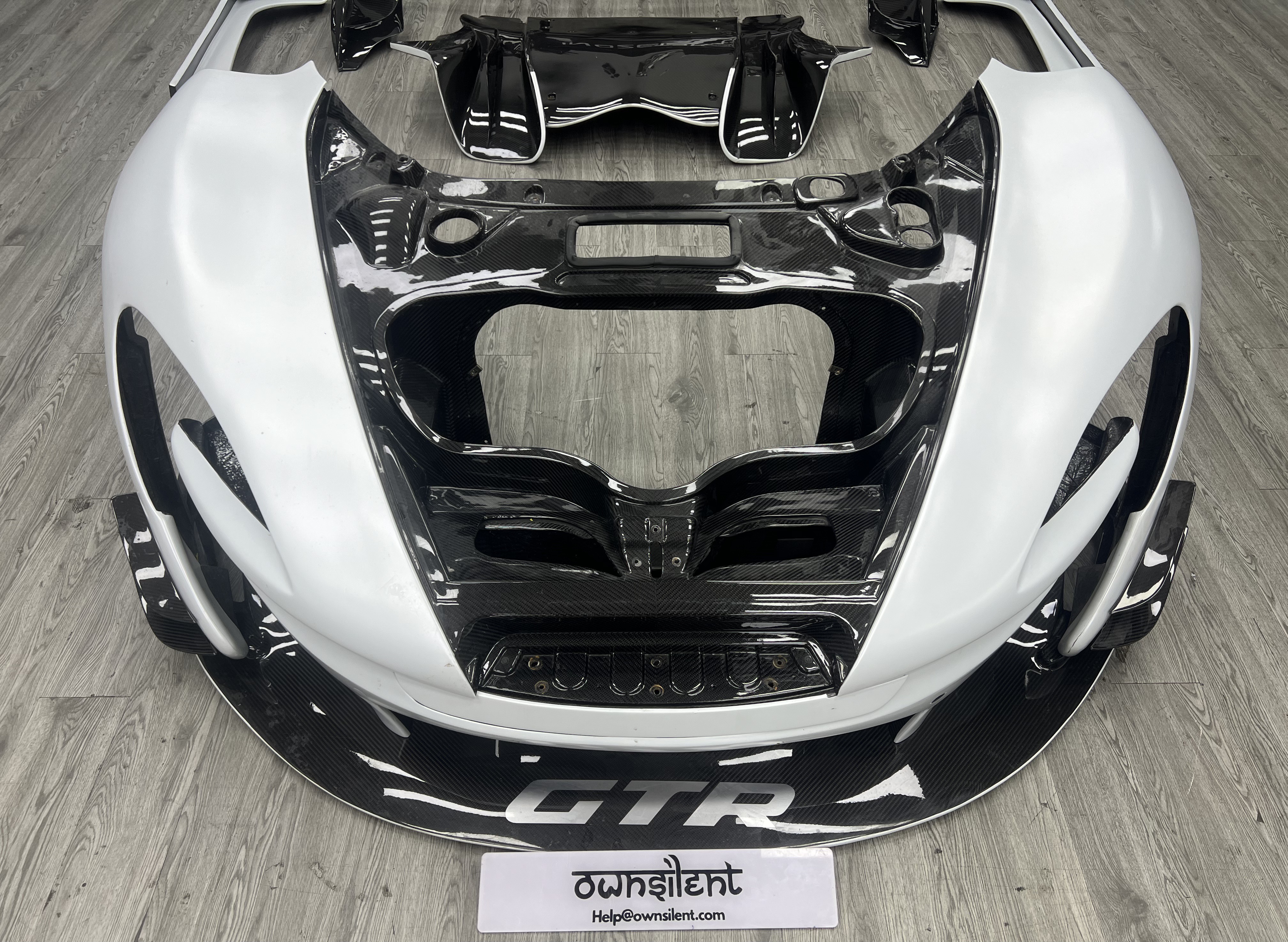 McLaren P1 (2013–2015) Full GTR-Style Autoclave Carbon Fiber Body Kit Upgrade