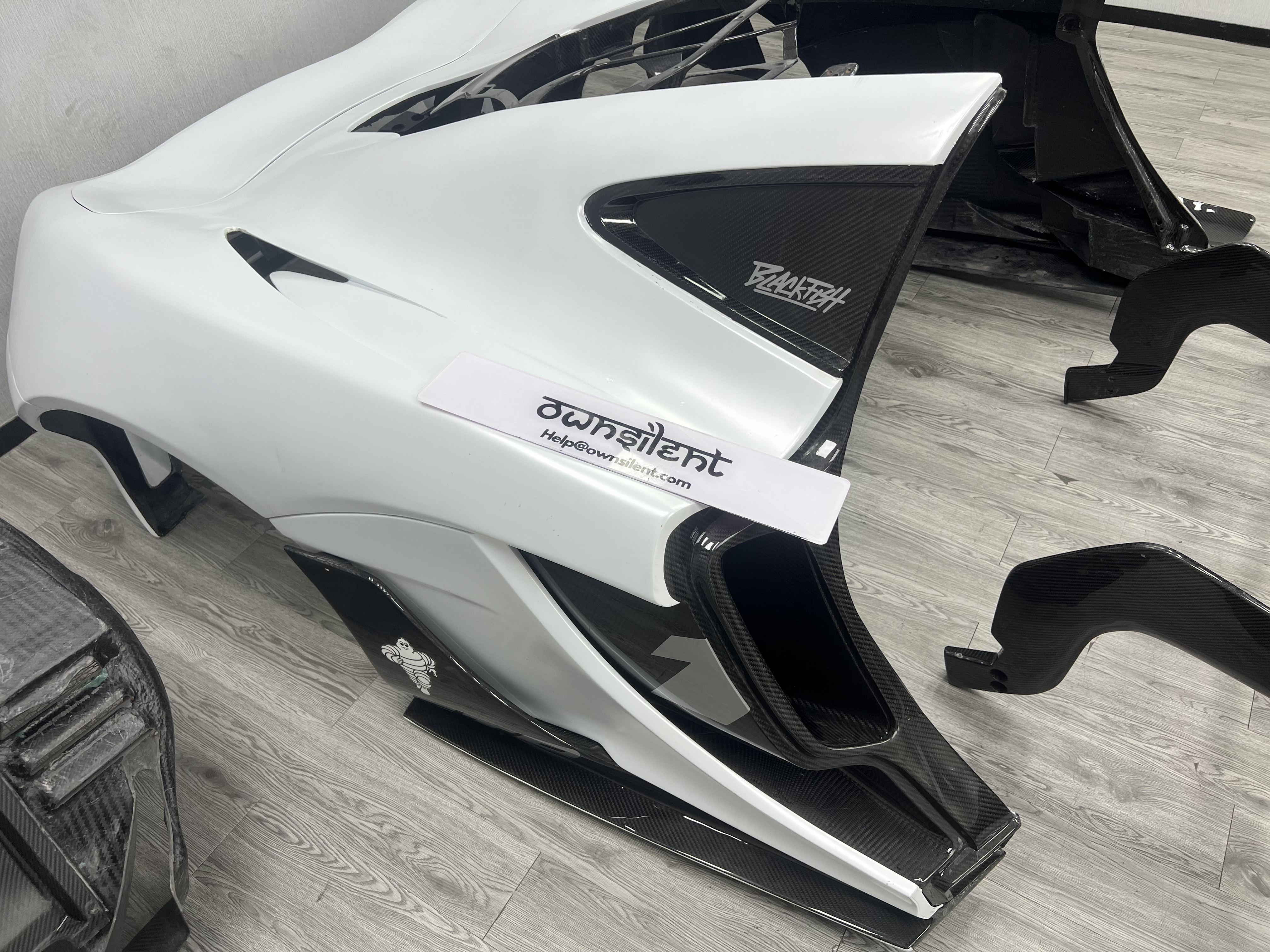 McLaren P1 (2013β2015) Full GTR-Style Autoclave Carbon Fiber Body Kit Upgrade McLaren P1 (2013β2015) Full GTR-Style Autoclave Carbon Fiber Body Kit Upgrade