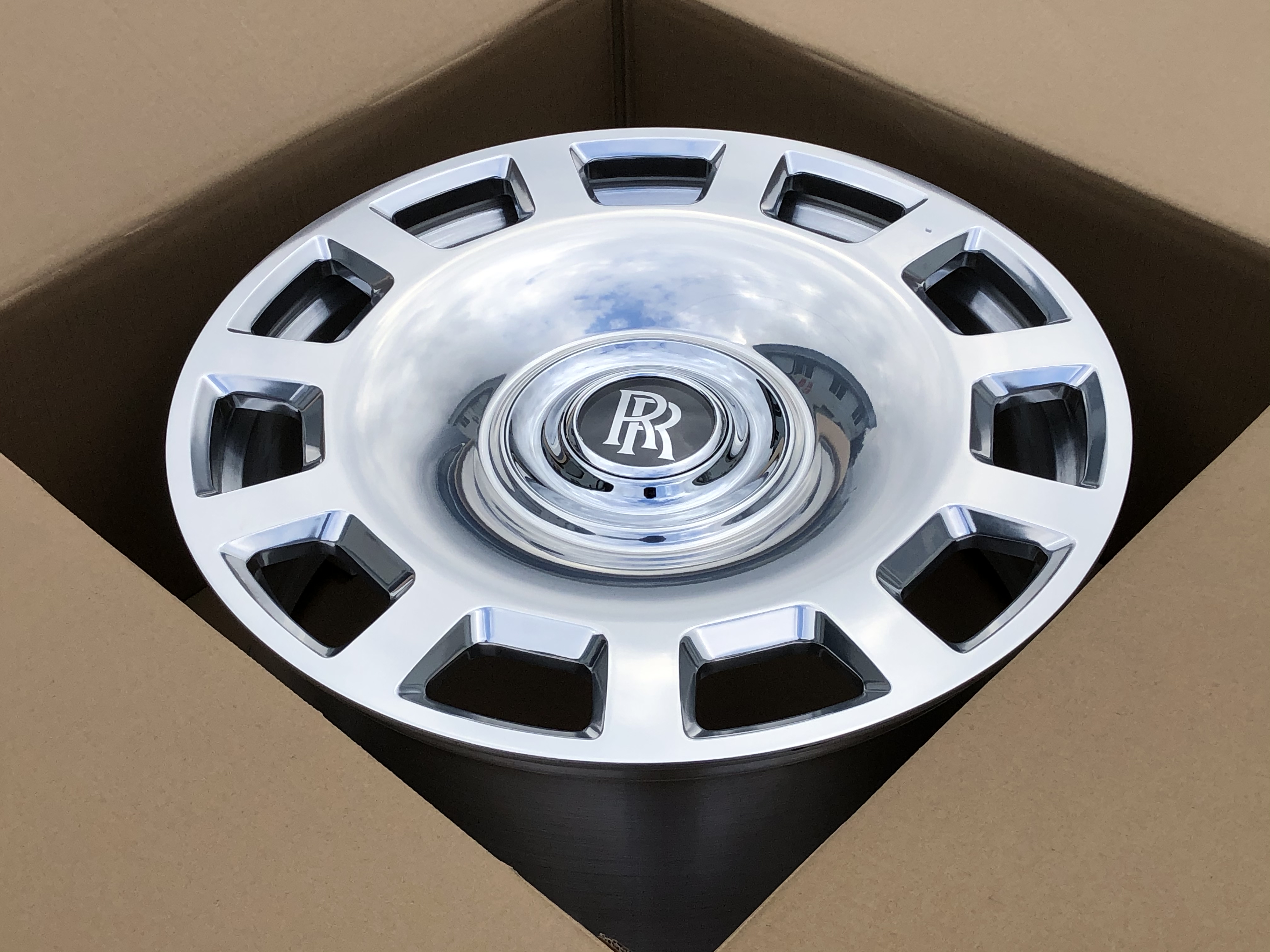 Premium Forged 6061-T6 Aluminum Wheels for Rolls-Royce Cullinan, Ghost, Wraith, Dawn & Phantom | 20"–24" Sizes