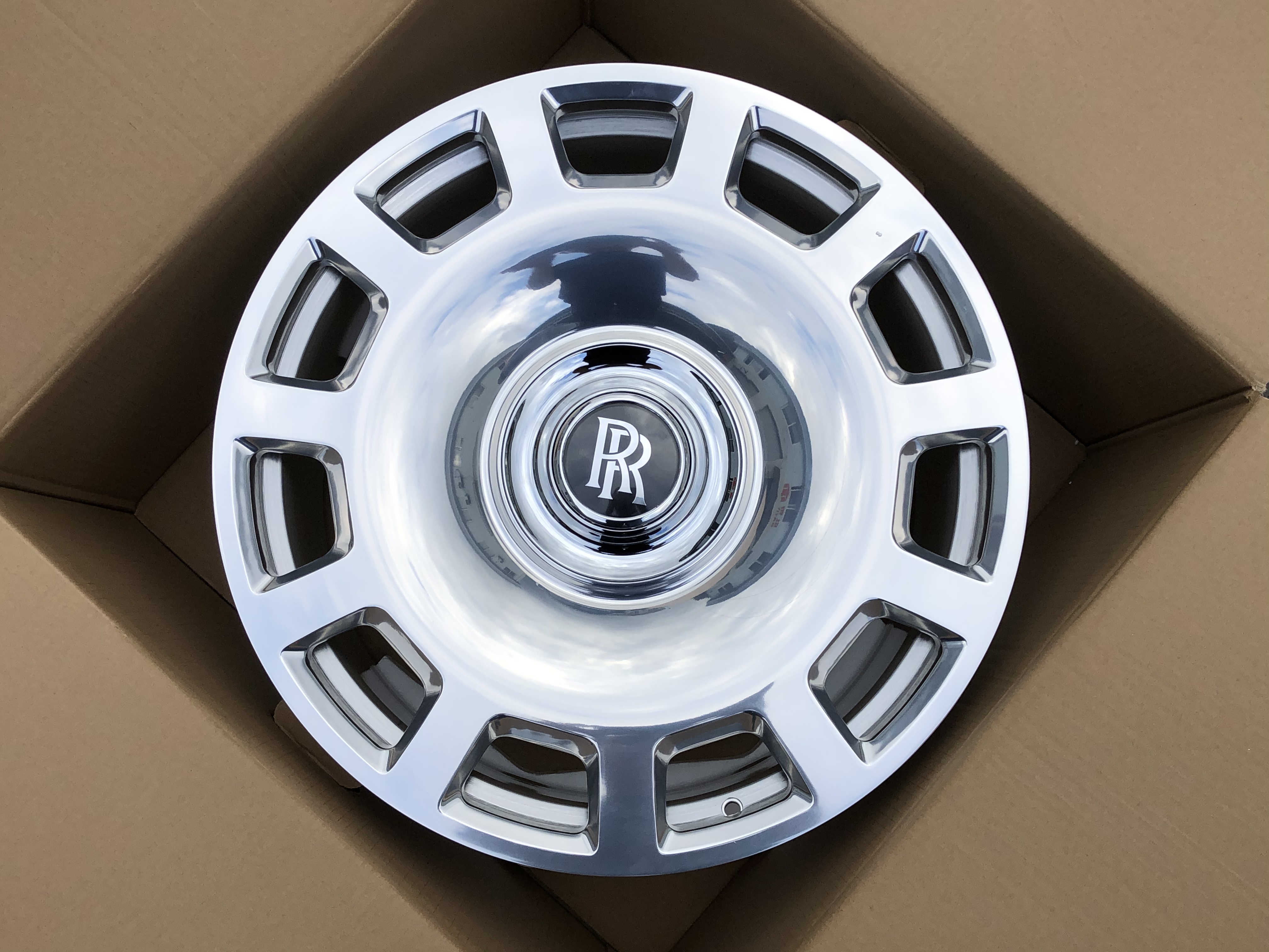 Premium Forged 6061-T6 Aluminum Wheels for Rolls-Royce Cullinan, Ghost, Wraith, Dawn & Phantom | 20"–24" Sizes