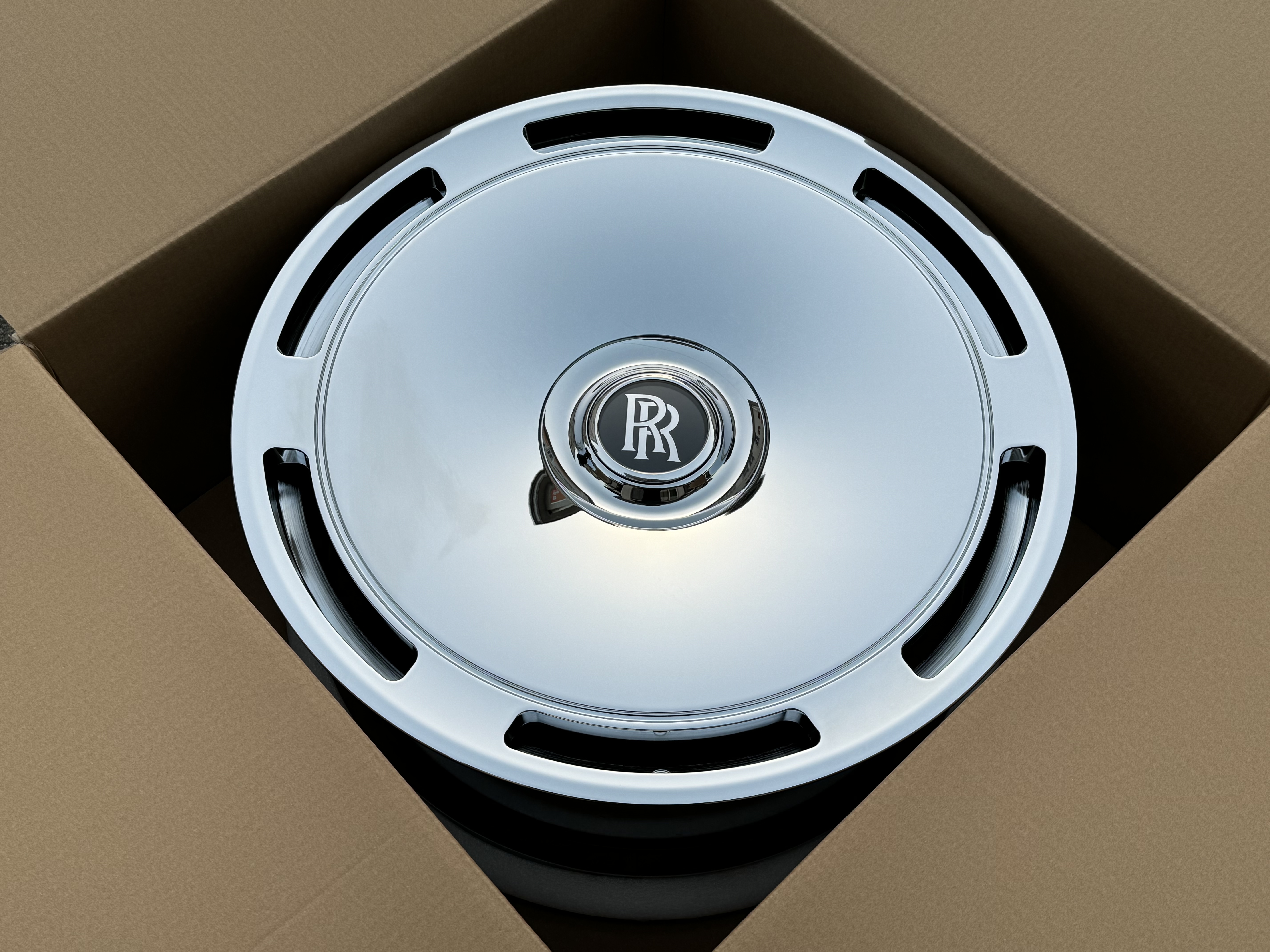 Premium Forged 6061-T6 Aluminum Wheels for Rolls-Royce Cullinan, Ghost, Wraith, Dawn & Phantom | 20"–24" Sizes