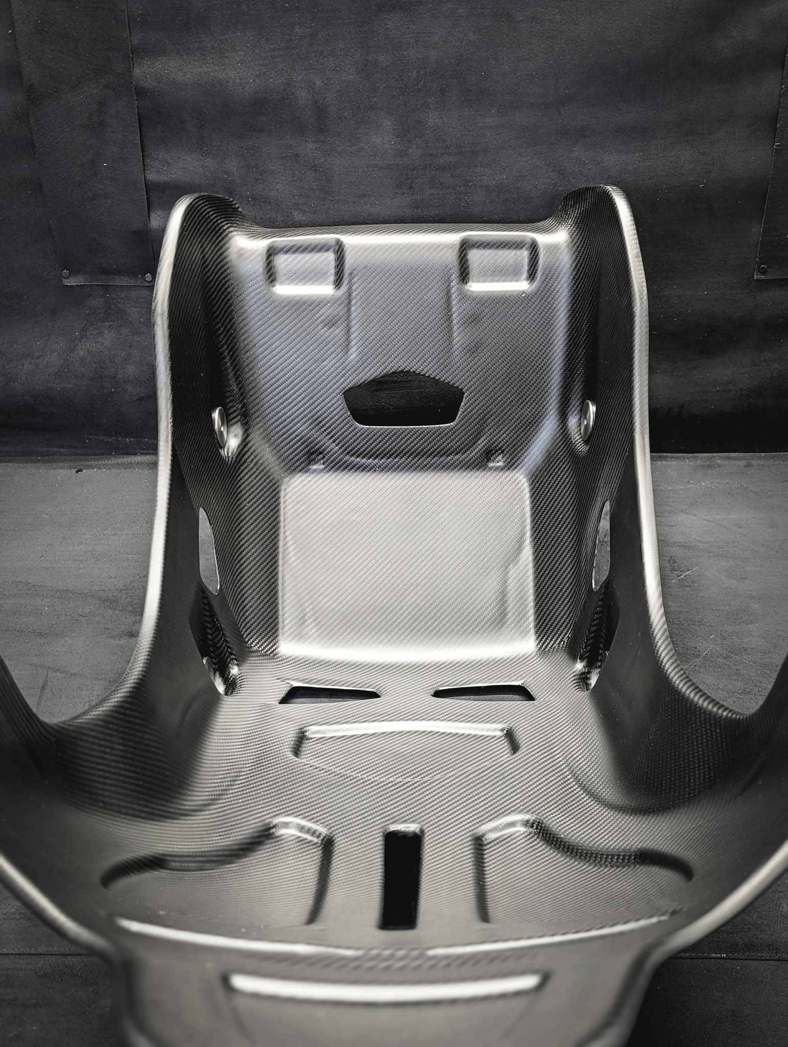 Original Carbon Fiber Bucket Seats for McLaren Senna