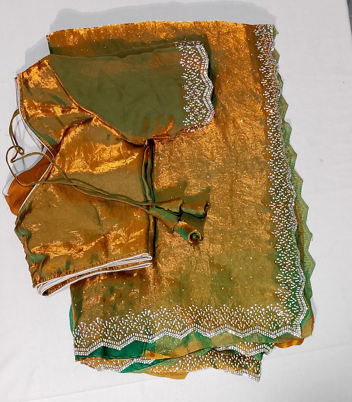D21: Ready To Ship Beautiful Space Silk Saree With Stitched Blouse
