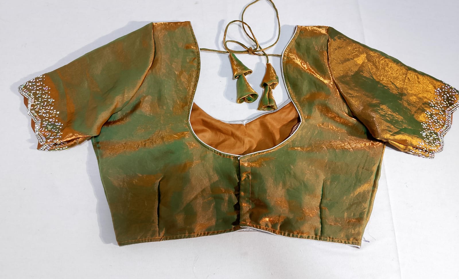 D21: Ready To Ship Beautiful Space Silk Saree With Stitched Blouse