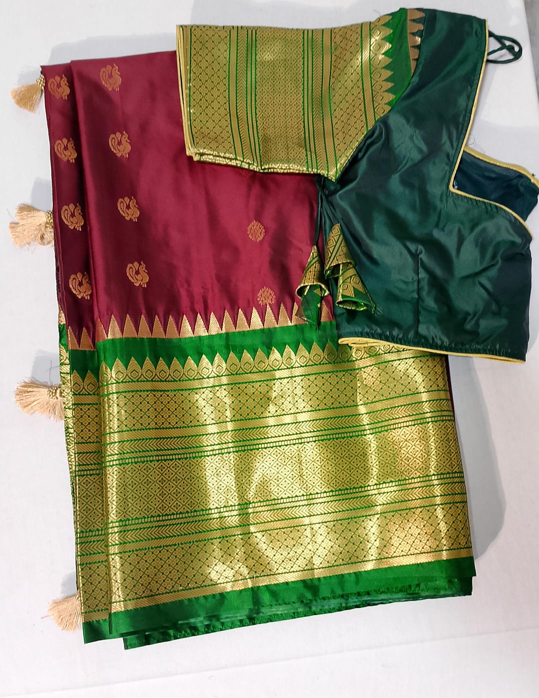 C210: Ready To Ship Beautiful Semi Gadwal Saree With Stitched Blouse
