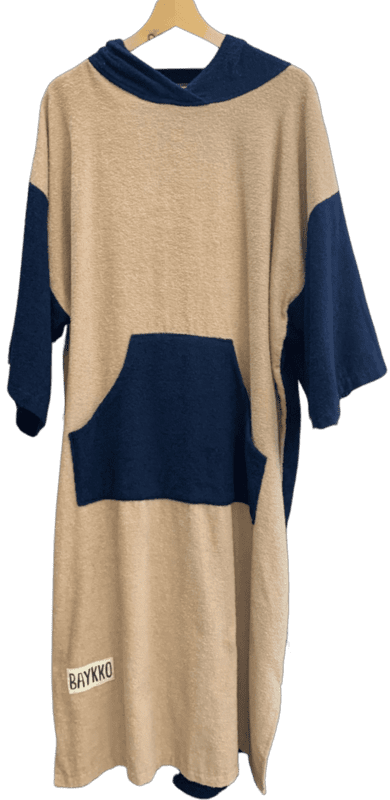 | Poncho | L | Combinado Azul/Beige | Fino | | Baykko
