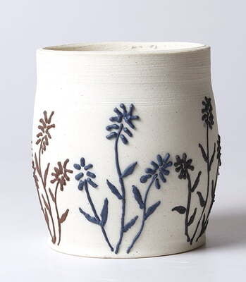 Sara Decorative Clay Slip Black Sara Decorative Clay Slip Black