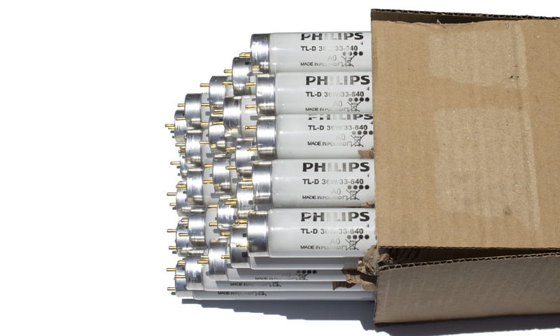 Tube Day Light 4Ft 36W Philips (Pack of 25pcs) Tube Day Light 4Ft 36W Philips (Pack of 25pcs)
