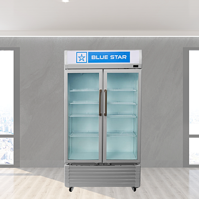 Sleek and modern design of the Blue Star VC590D Visi Cooler. Sleek and modern design of the Blue Star VC590D Visi Cooler.