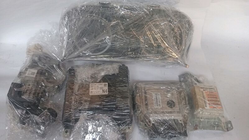Lock Sets Suzuki Ertiga 1.5 4 Cylinder Cluster, ECU, BCM,ABS module, Ignition, Key reader and key 2020 to