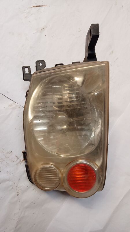 Headlights Nissan NP300 RHS 2003 to 2020