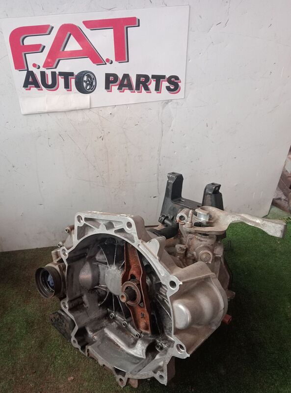 Transmission / Gearbox Volkswagen Polo MK6 TSi 2010 to 2017