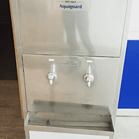 Close-up of the Water Cooler SWCSDLX6080UVROE control panel, showing the various dispensing options.