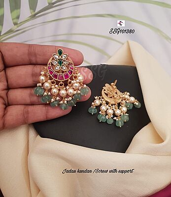 F15: Beautiful Jadau Kundan Earrings