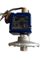NEO-DYN, 142P82CC6418, 142P8 SERIES ULTRA LOW VACUUM/ PRESSURE SWITCH - DPDT NEO-DYN, 142P82CC6418, 142P8 SERIES ULTRA LOW VACUUM/ PRESSURE SWITCH - DPDT