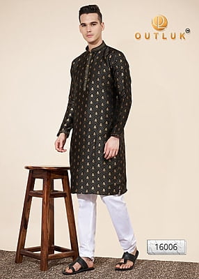 B871: Mens Ware Kurta Pajama Sets