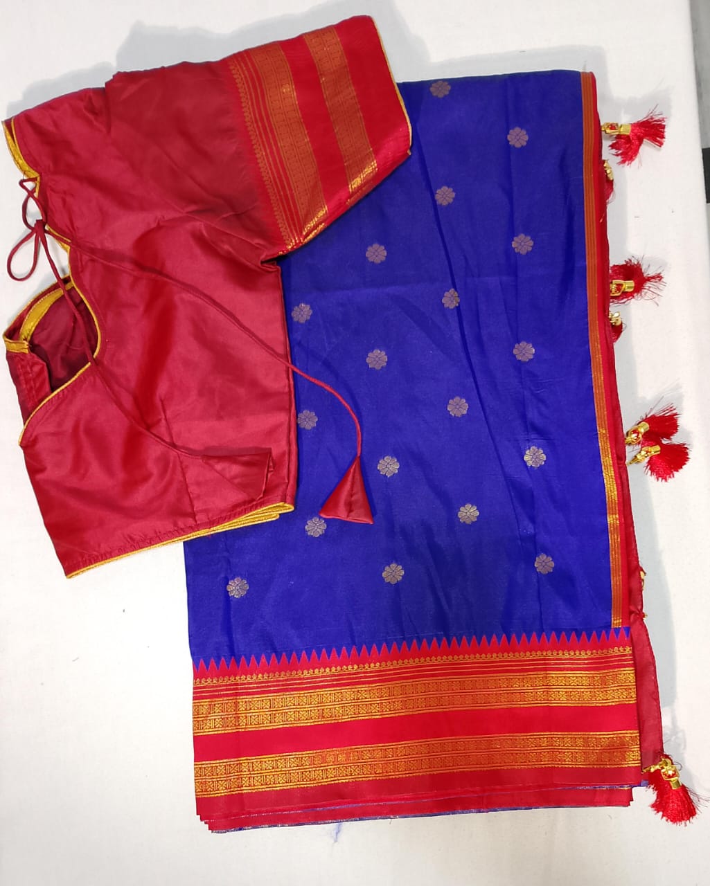 C143: Ready To Ship Beautiful  Soft Silk Pithani Saree With Stitched Blouse