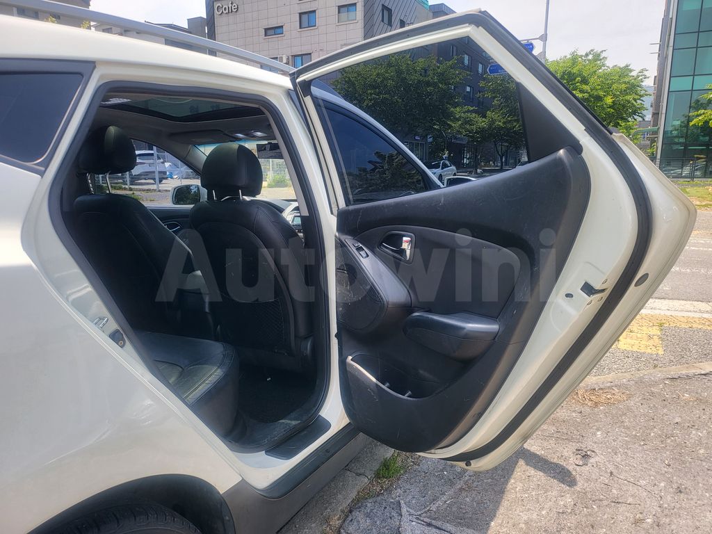 Hyundai Tucson 2010 V144920 ( Techo panoramico ) Hyundai Tucson 2010 V144920 ( Techo panoramico )