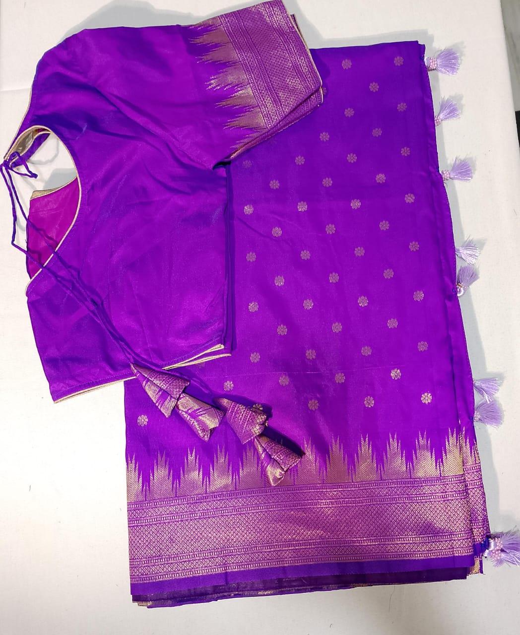 C149: Ready To Ship Beautiful Soft Silk Pithani Saree With Stitched Blouse