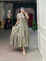 B920: Beautiful Georgette Frocks