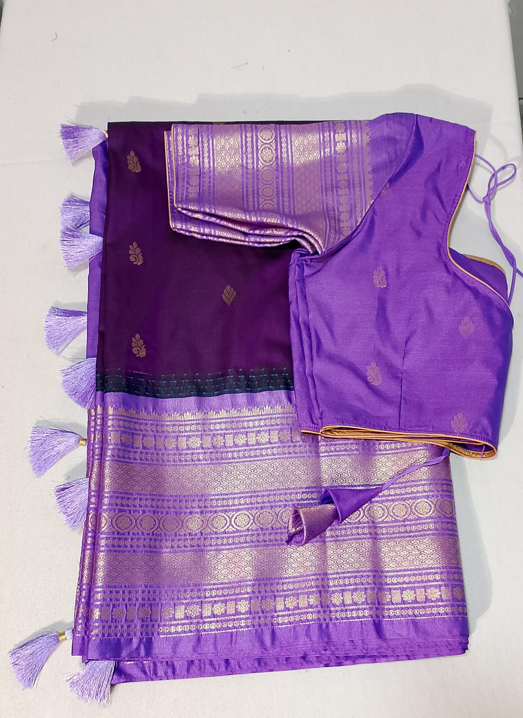 C169: Ready To Ship Beautiful Gadwal Silk Saree With Stitched Blouse