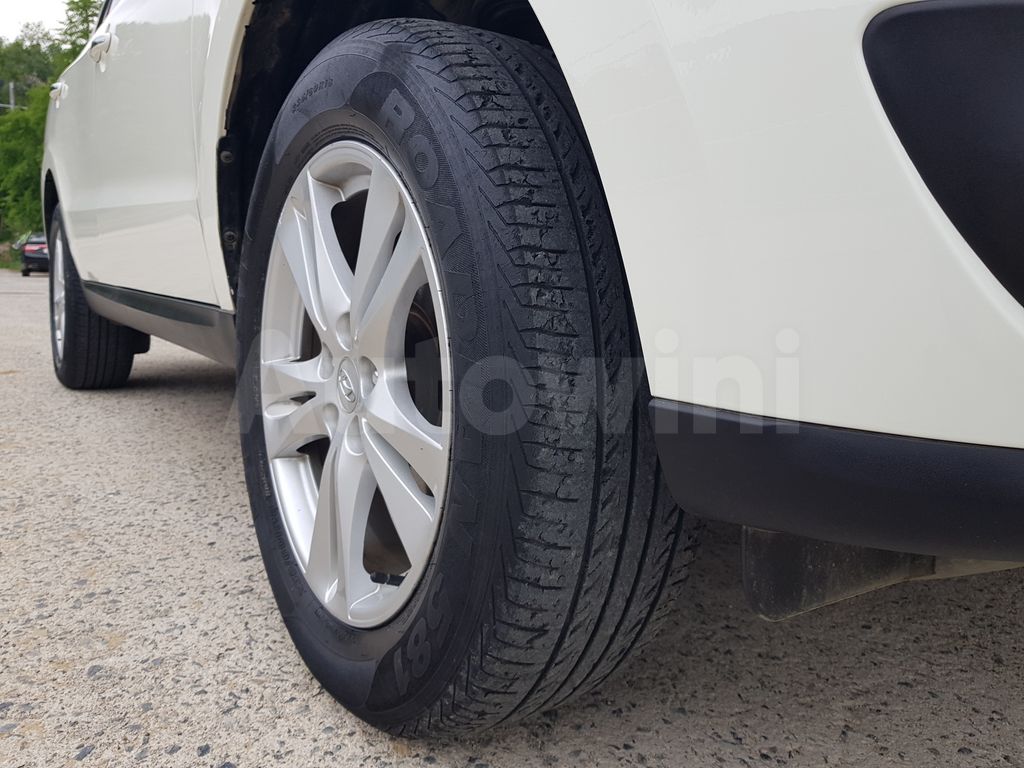 Hyundai Santa Fe 2010 V530428 ( SUNROOF )
